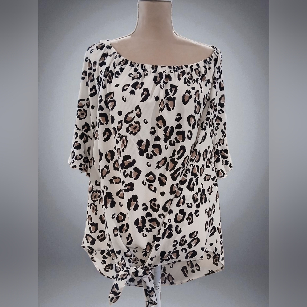 Sweet Lovely By Jen Plus Womans Leopard Bell Sleeves NWT 2x Off Shoulder